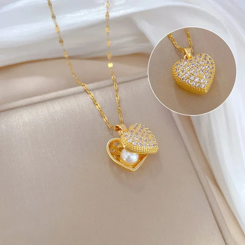 AURORA™️ – Peach Heart Pearl Oyster Clavicle Necklace