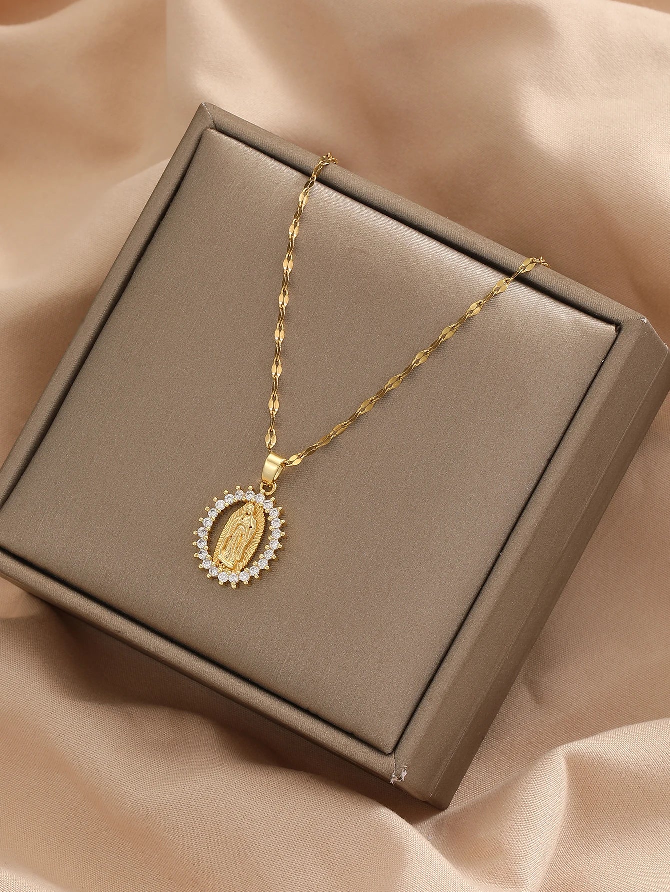 CELESTIA™️ – Virgin Mary Starry Sky Zircon Pendant Necklace