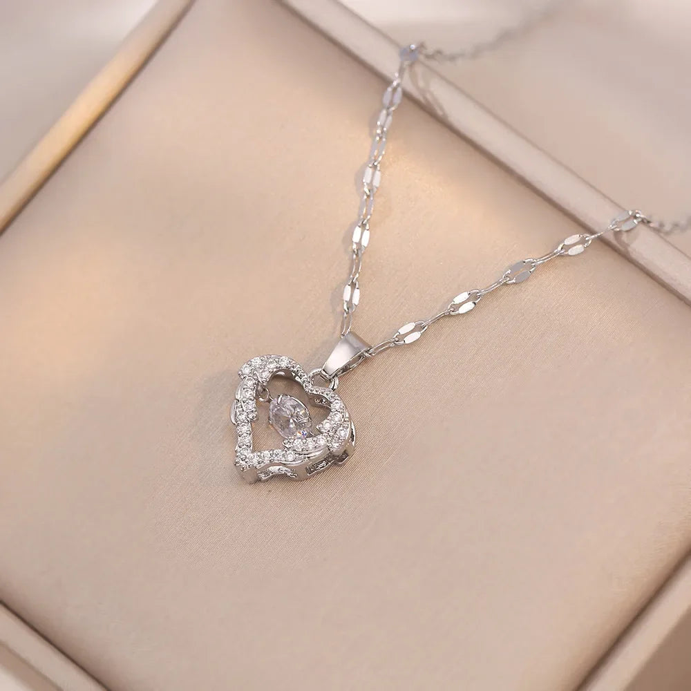 AURORA™️ – Peach Heart Pearl Oyster Clavicle Necklace