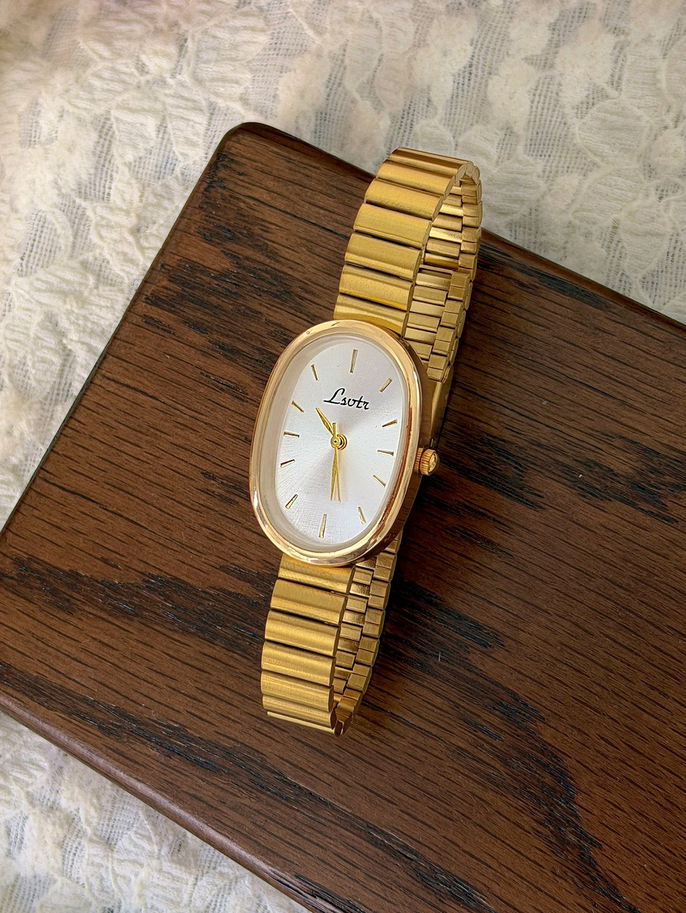 Golden Aura™ – Gold Bracelet Women Watch