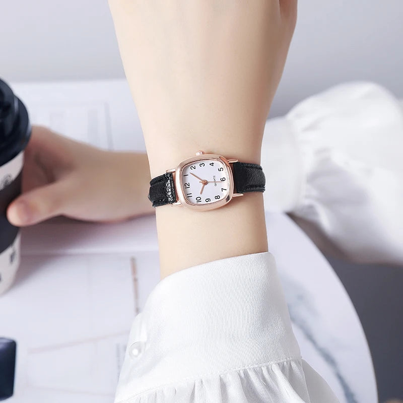 Mini Arabic Elegance – Leather Edition